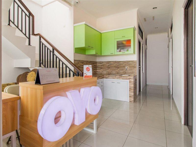 فندق Oyo 3256 Rukost I8 كراوانغ المظهر الخارجي الصورة