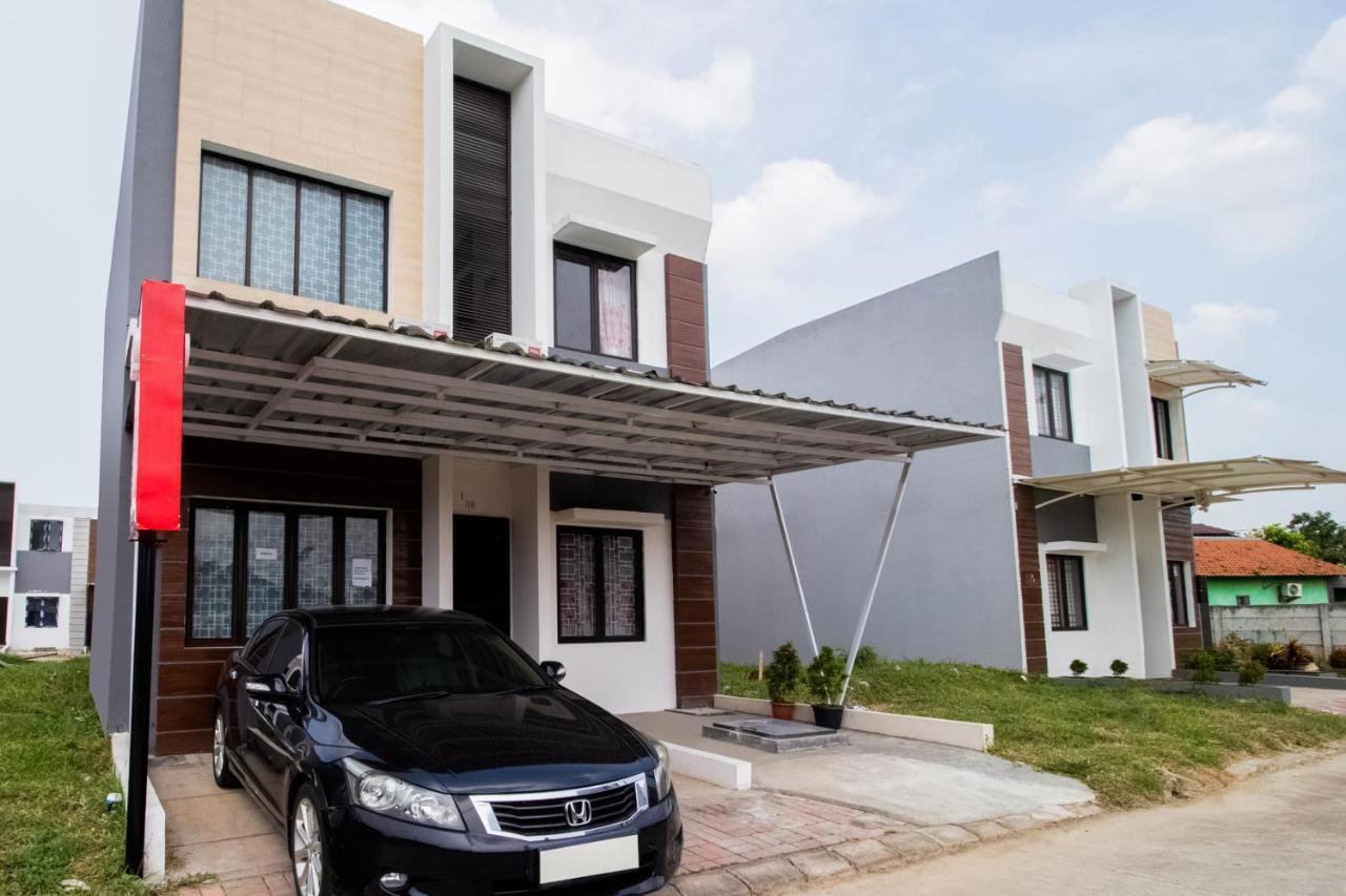 فندق Oyo 3256 Rukost I8 كراوانغ المظهر الخارجي الصورة